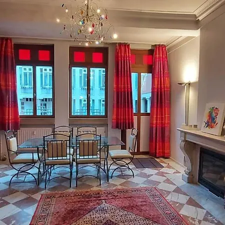 Duplex 2 Situe Au Centre Du Coeur Historique De Lägenhet