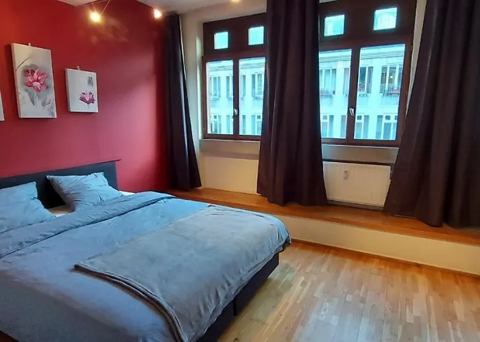 Appartement Duplex 2 Situe Au Centre Du Coeur Historique De